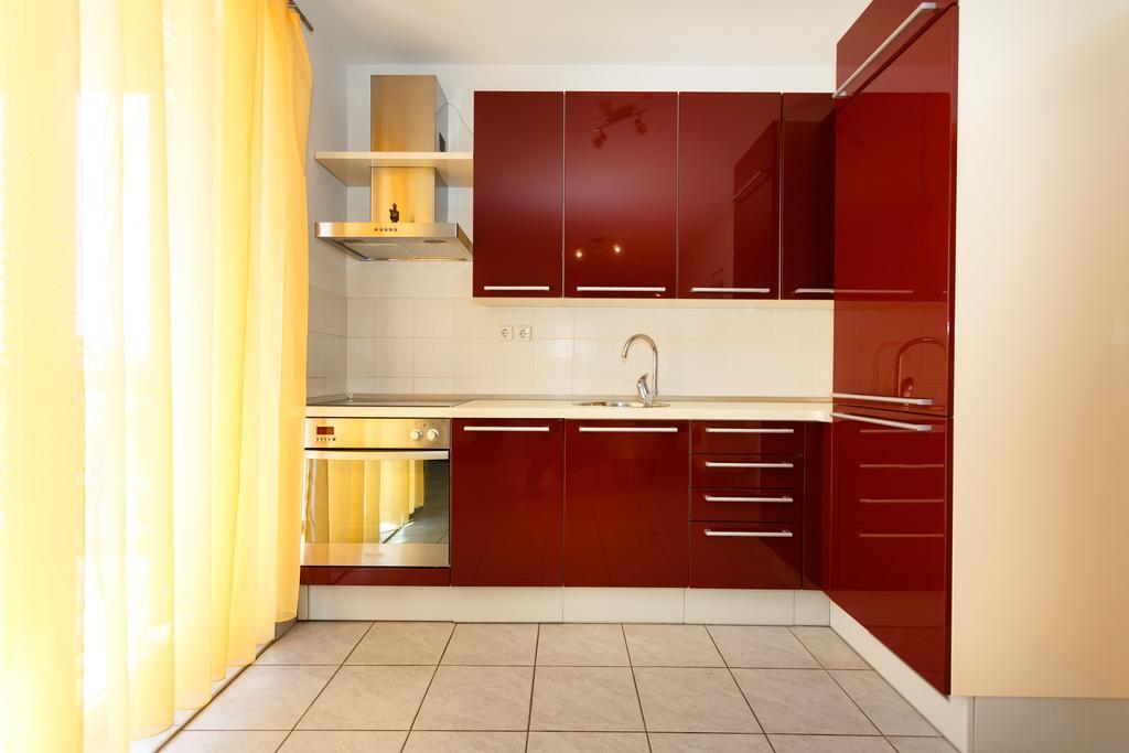 Apartman Snjezana Malinska Ngoại thất bức ảnh
